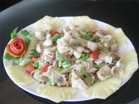 ワニと野菜の炒め物